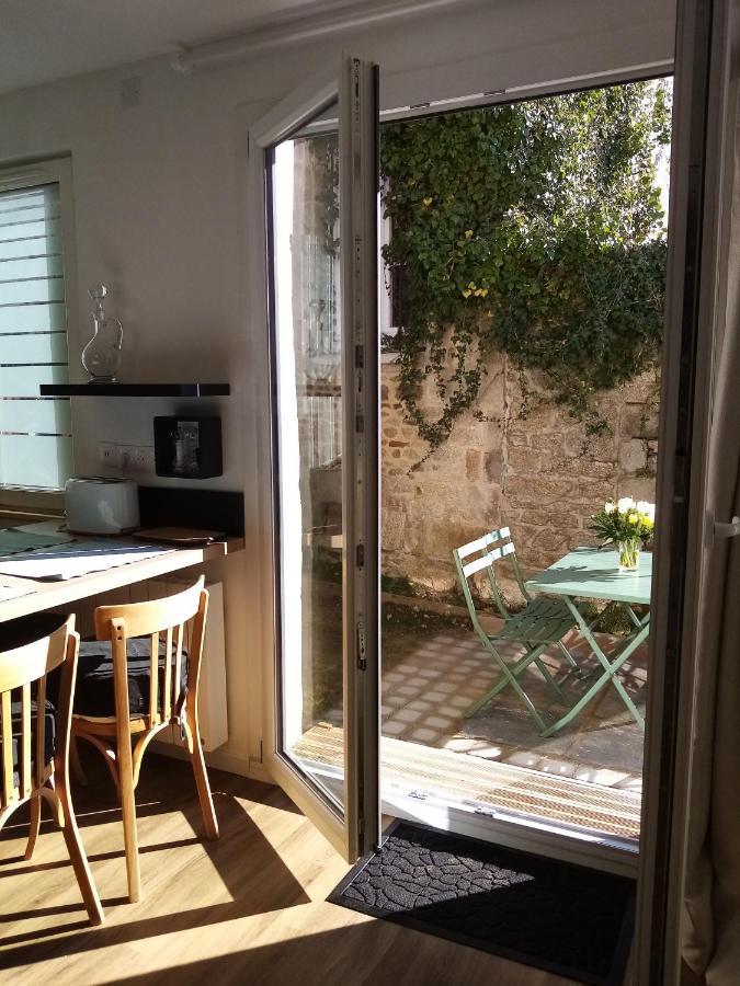 Le Duclos, Appartement Rez-De-Jardin Dinan Centre Экстерьер фото